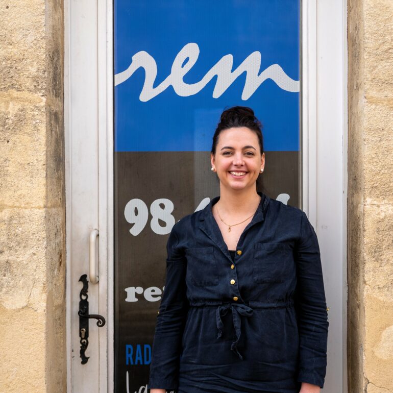 De l'hôpital à l'intime : Clémence Le Dréo, Doula, célèbre le féminin à Croignon